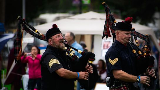 Bagpipes, kilts, Highland athletics and Scottish traditions return to Loon Mountain for one of New Hampshire’s signature fall celebrations (featured)